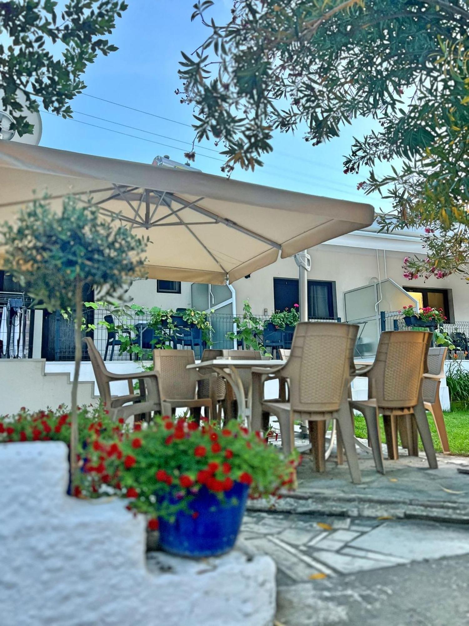 Guest House Julia Ставрос Экстерьер фото